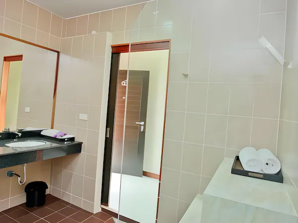 Standard Triple Room 5